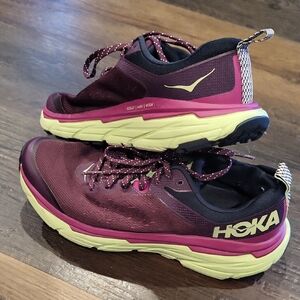 Hoka Challenger ATR 6 Women's Athletic Shoes - Maroon and Lime